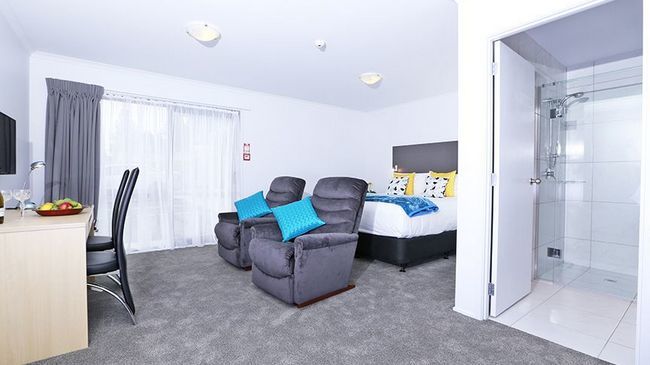 Bks Premier Hamilton